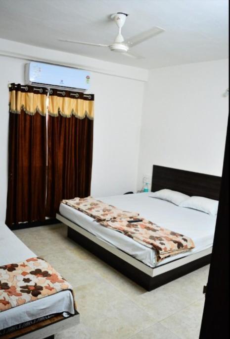 Hotel Bholenath Удджайн Экстерьер фото