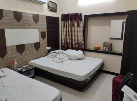Hotel Bholenath Удджайн Экстерьер фото